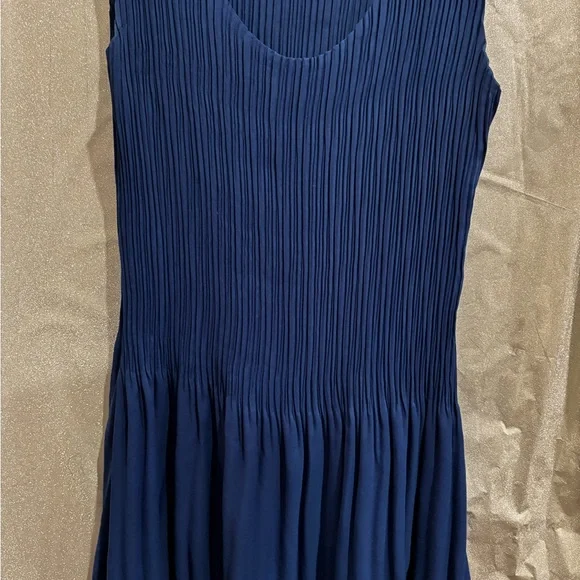 Casual Blue Ribbed Pleated Midi Sundress - Picture 1 of 5